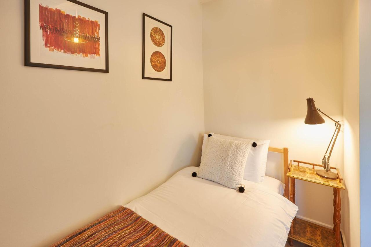 Host & Stay - Artist House Loftus Εξωτερικό φωτογραφία