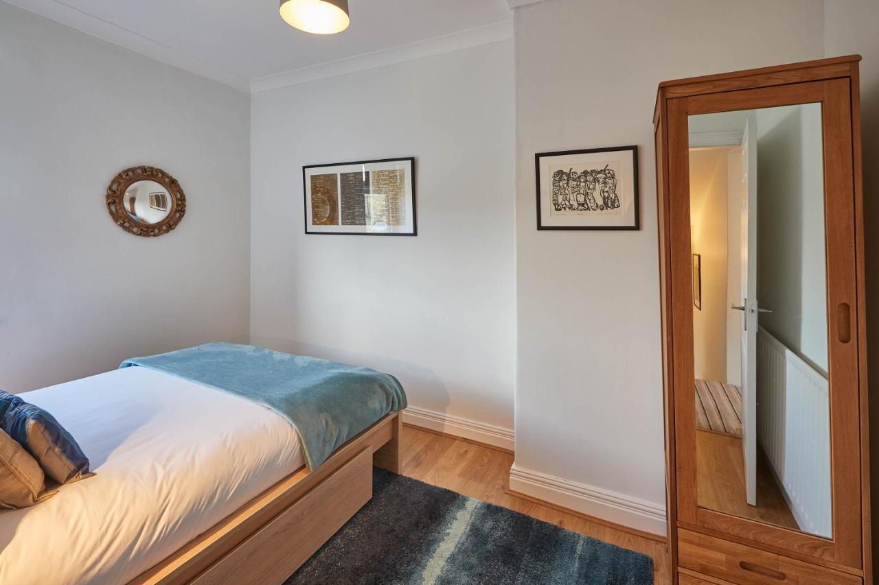 Host & Stay - Artist House Loftus Εξωτερικό φωτογραφία